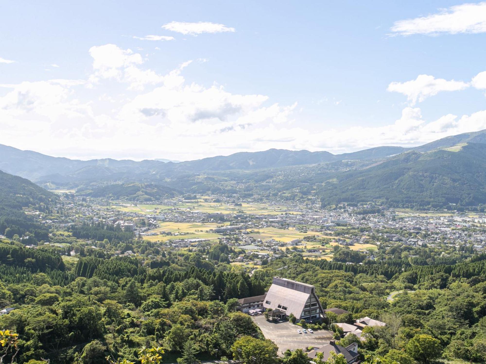 Yufuin Besso Shikisai Hotel Exterior foto